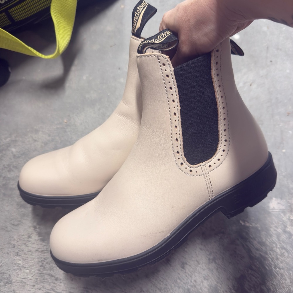Blundstone #215 White